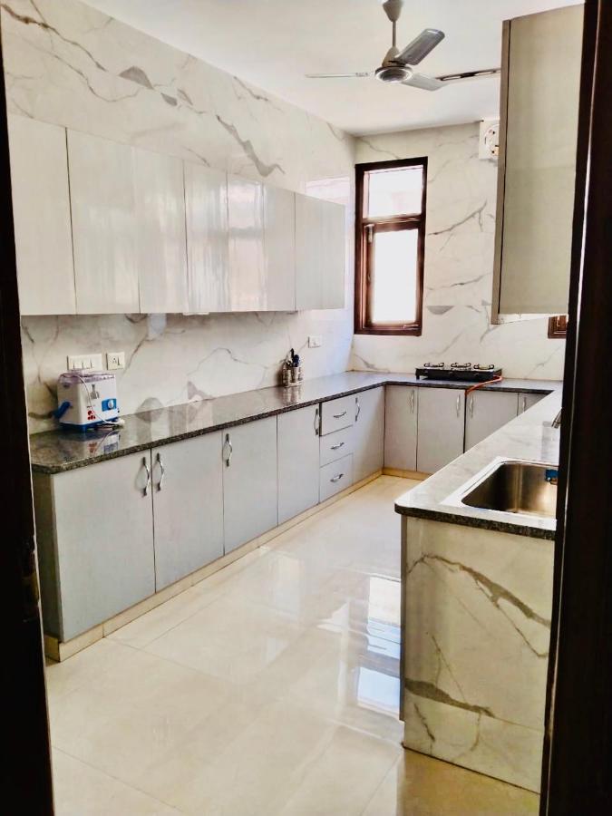 Fortune Home Service Apartment 2Bhk,E28 Saket 2A Nova Deli Exterior foto