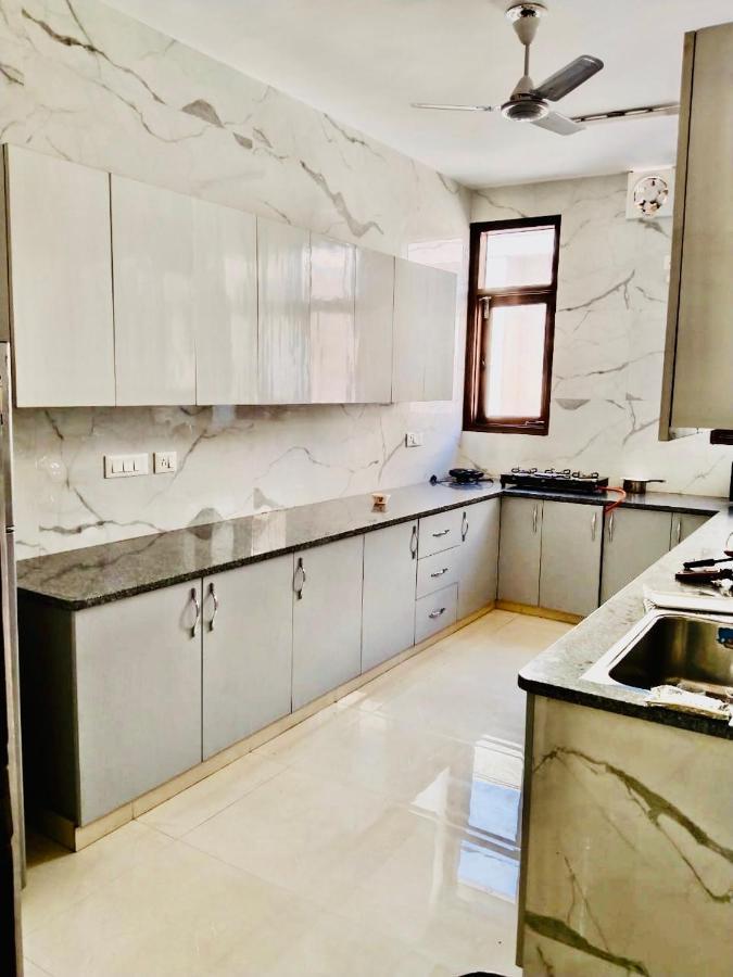 Fortune Home Service Apartment 2Bhk,E28 Saket 2A Nova Deli Exterior foto