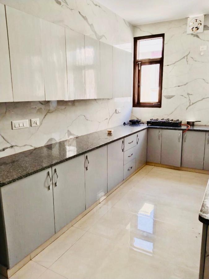 Fortune Home Service Apartment 2Bhk,E28 Saket 2A Nova Deli Exterior foto